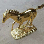 gold horse figurine