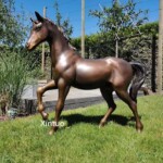 horse yard statue