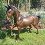 horse yard statue