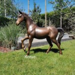 horse yard statue