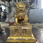 foo dog lion statue