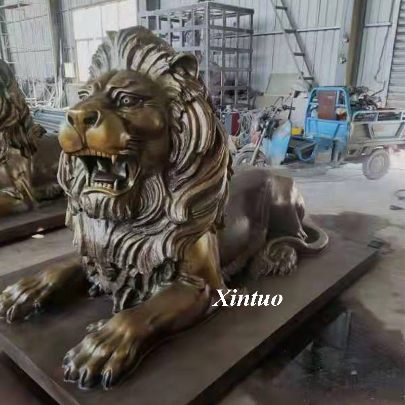 Bronze Lion Statues Outdoor